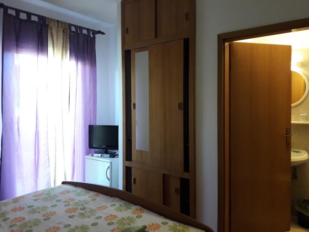 Rooms & Studio Villa Tatjana 苏佩塔尔 外观 照片