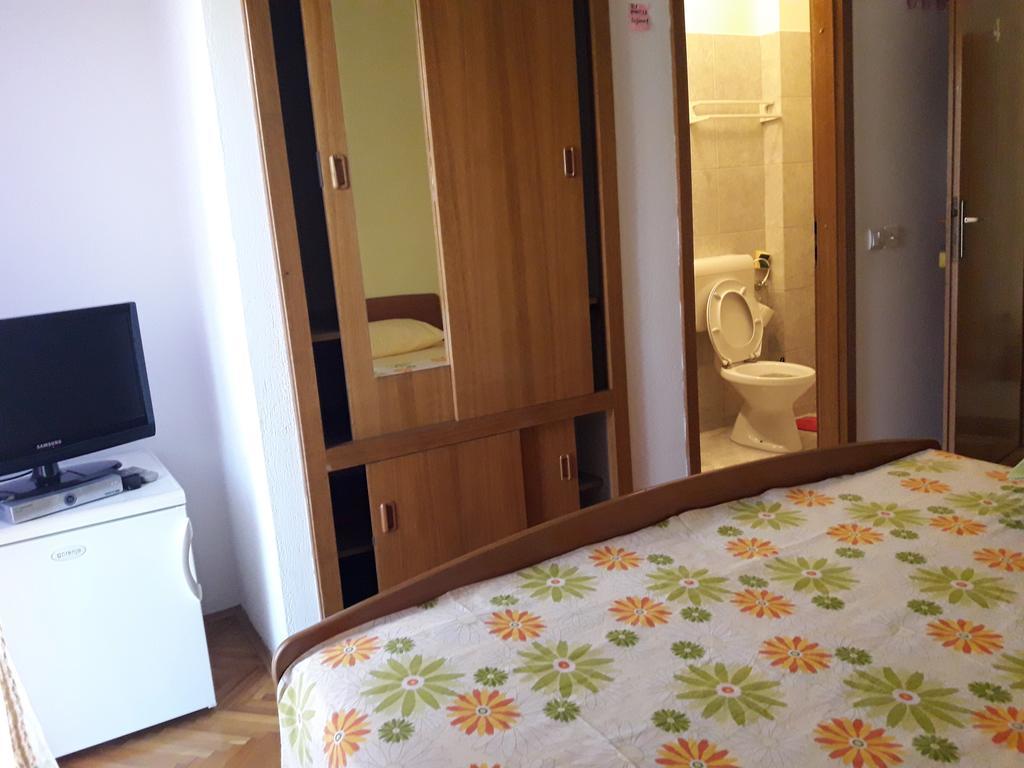 Rooms & Studio Villa Tatjana 苏佩塔尔 外观 照片