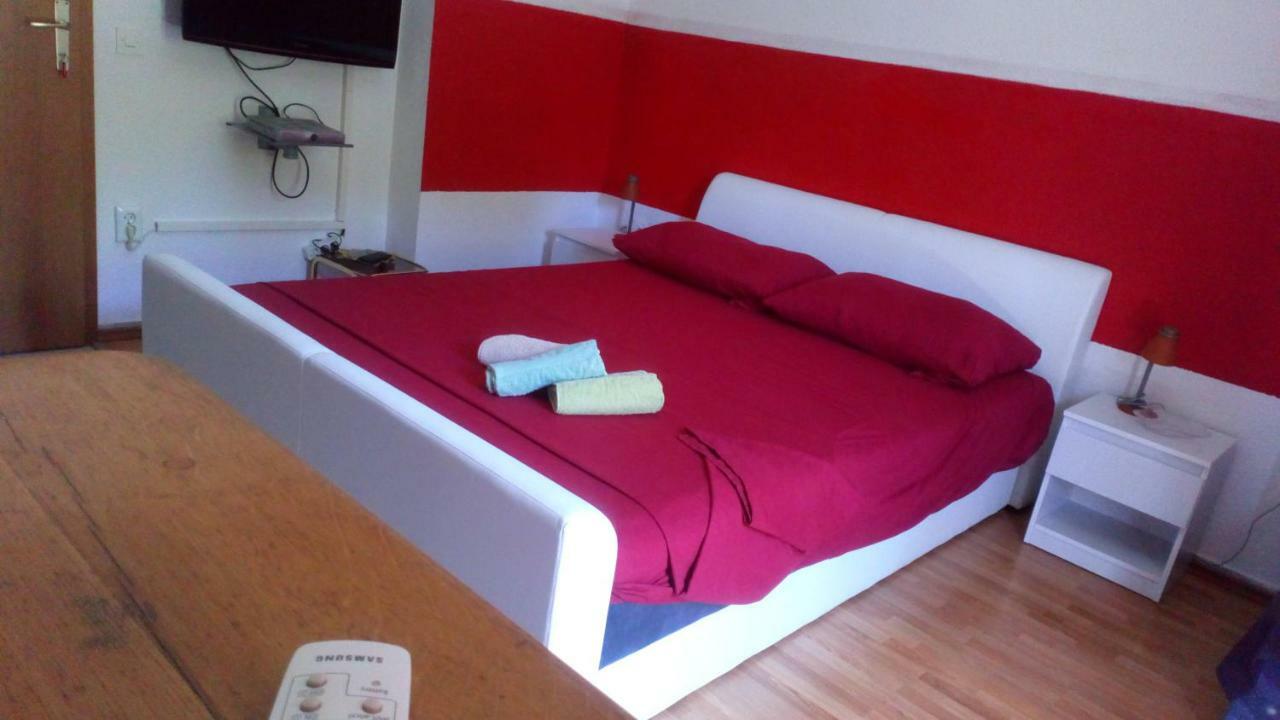 Rooms & Studio Villa Tatjana 苏佩塔尔 外观 照片